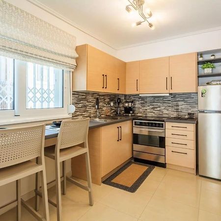 Kalamata Lime Studio - Cozy Gem With Private Parking エクステリア 写真
