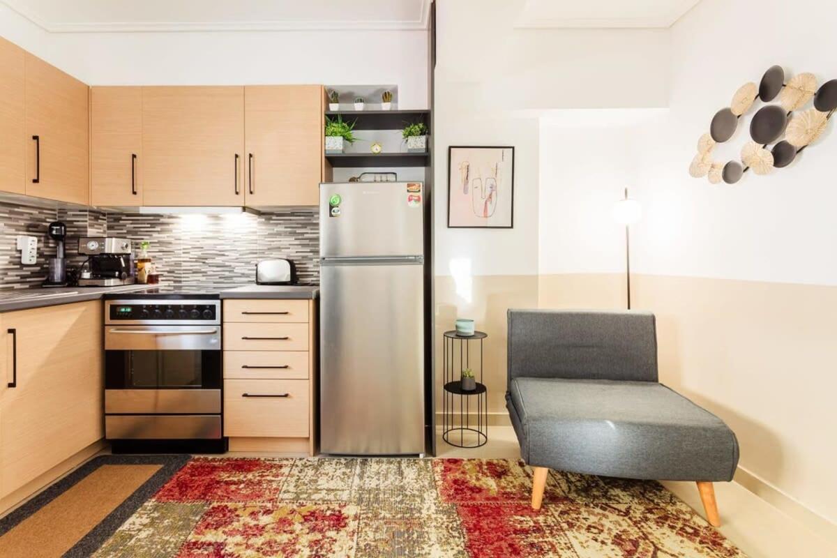Kalamata Lime Studio - Cozy Gem With Private Parking エクステリア 写真