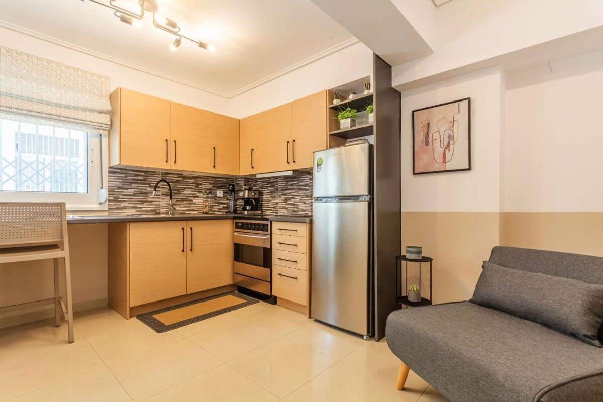 Kalamata Lime Studio - Cozy Gem With Private Parking エクステリア 写真