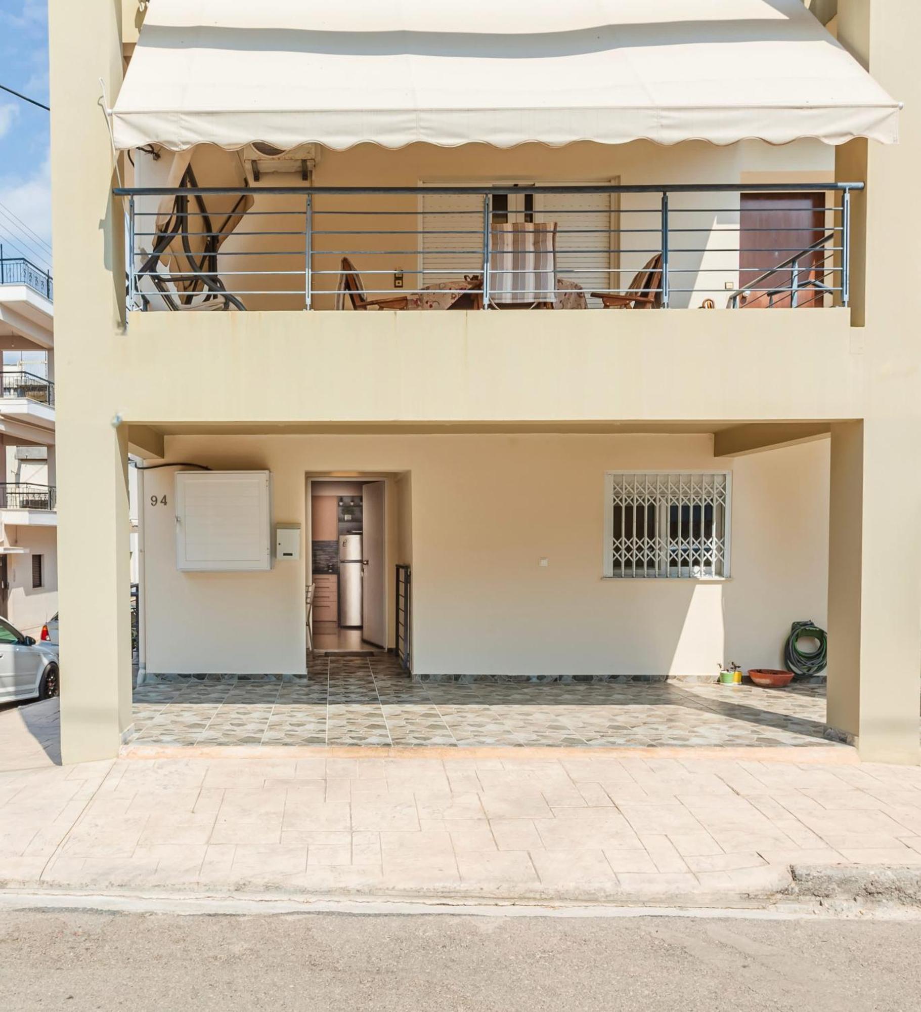 Kalamata Lime Studio - Cozy Gem With Private Parking エクステリア 写真